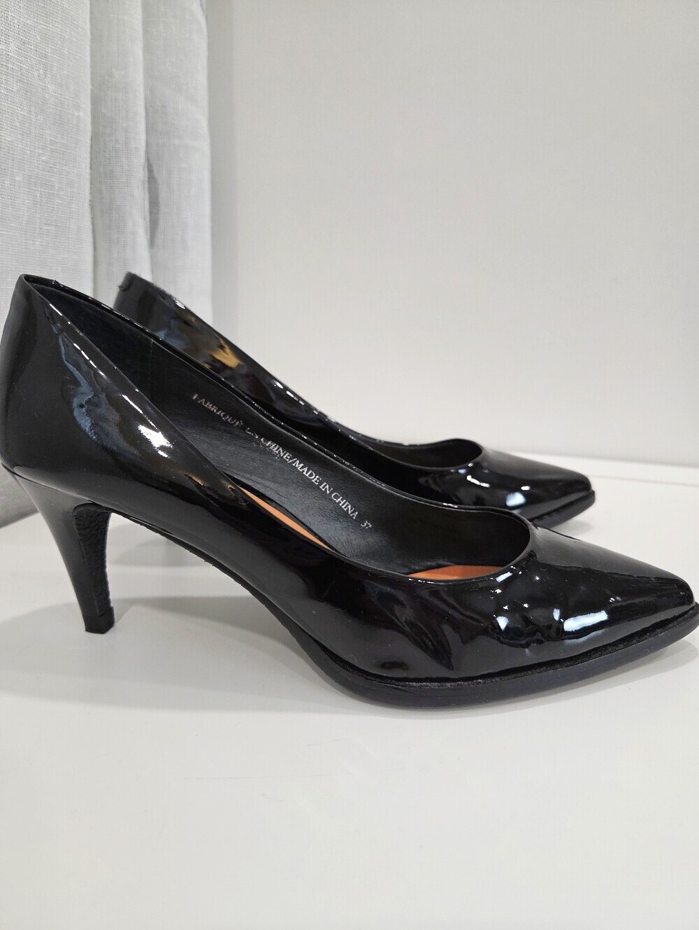 Tristan Black Patent Leather Pointed Toe Heels Size 37 2.75" Heel